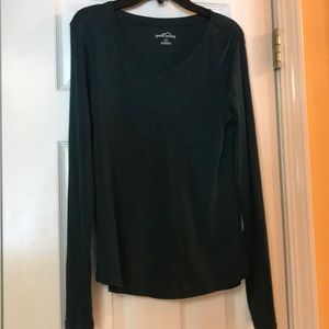 ✨🛍 Eddie Bauer Green T-Shirt 🛍✨